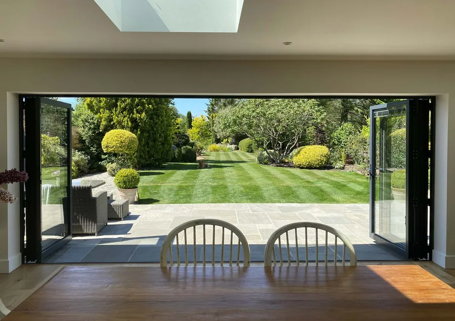 Aluminium bi-fold doors
